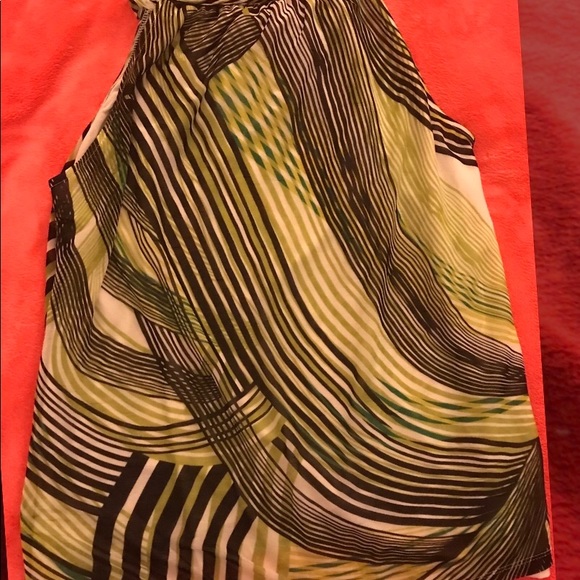 Top - Picture 2 of 4